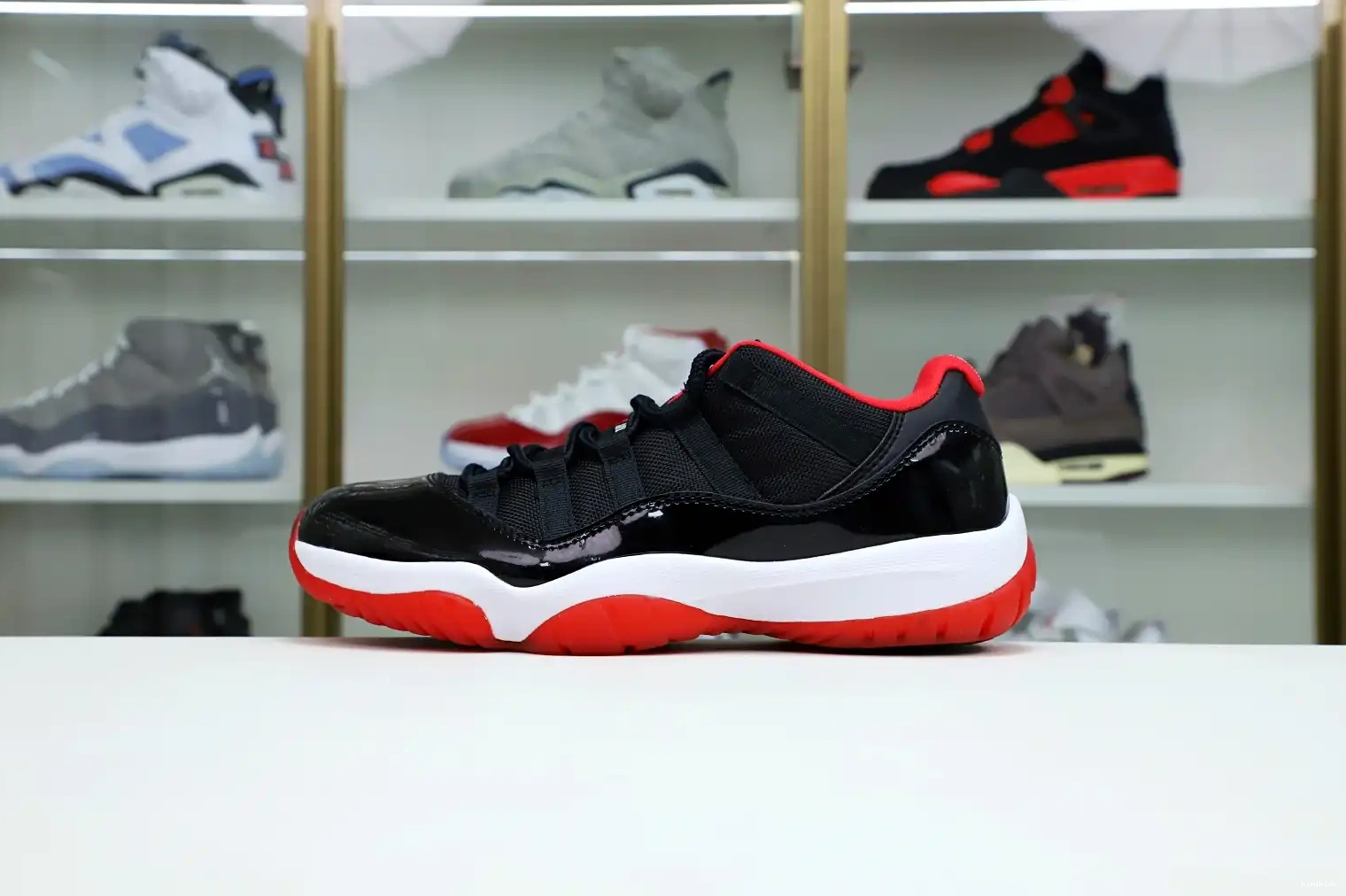 BRED RETRO 11 Kimikick JORDAN AIR LOW 0529